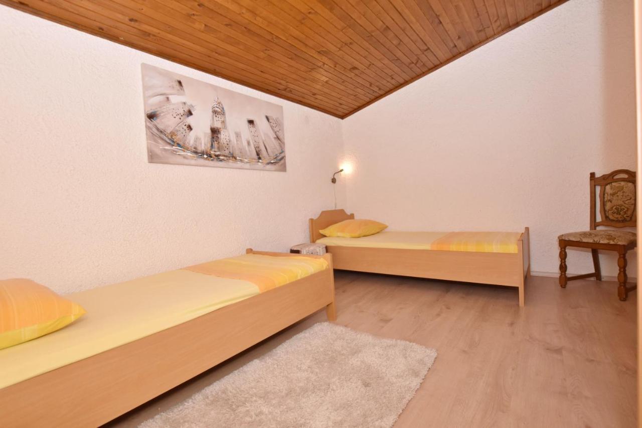 Apartments Mladen Duće Eksteriør billede