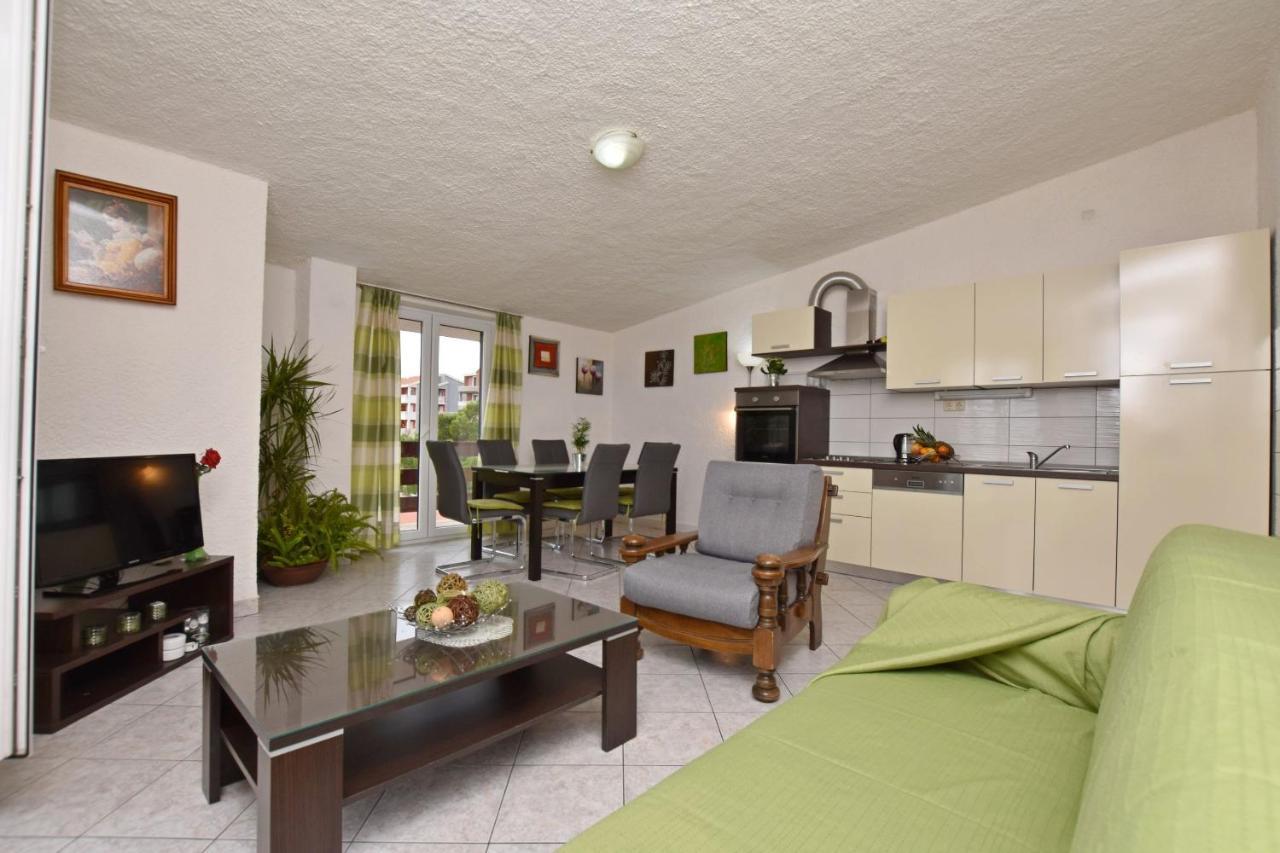 Apartments Mladen Duće Eksteriør billede